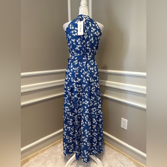 NWT Women’s Halter neck, Maxi layer dress in blue and Floral with leaf dot - Picture 6 of 9